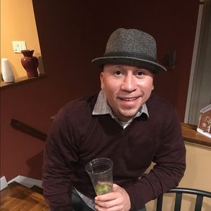 Meet your Posher, Marcos